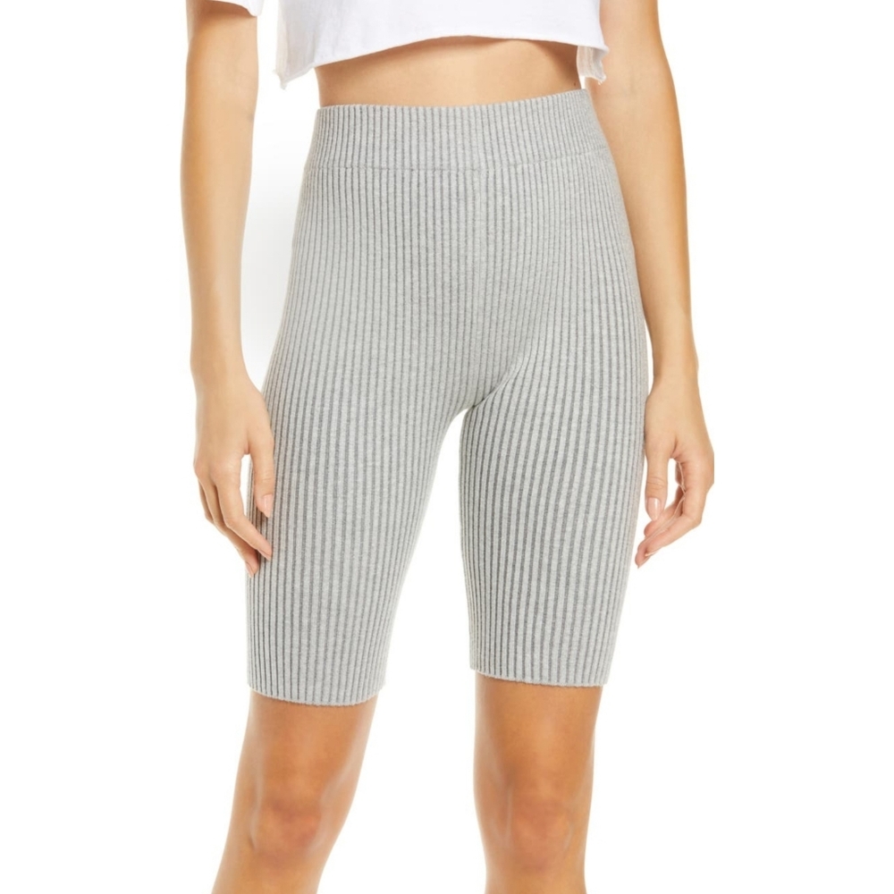 Ribbed High-Waist Biker Shorts in Cream - Picture 2 of 4